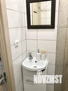 Студия квартира, посуточно, 16м2, 1/5 этаж