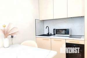 Студия квартира, посуточно, 29м2, 17/18 этаж