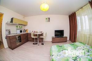 Студия квартира, посуточно, 30м2, 10/17 этаж