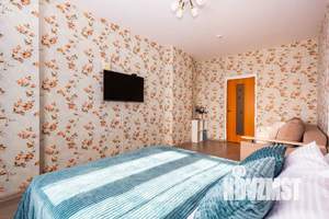 1-к квартира, посуточно, 44м2, 22/25 этаж