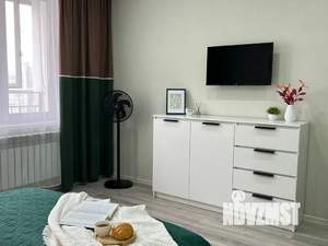 Студия квартира, посуточно, 45м2, 7/25 этаж