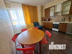 2-к квартира, посуточно, 86м2, 1/1 этаж