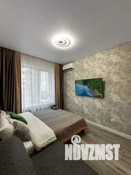 1-к квартира, посуточно, 35м2, 9/30 этаж