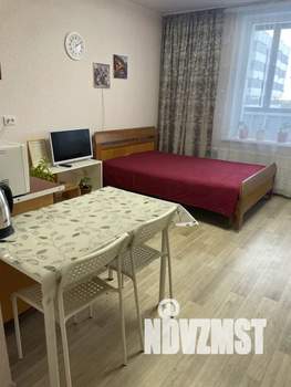 Студия квартира, посуточно, 30м2, 10/24 этаж