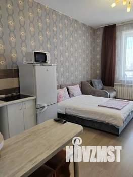 Студия квартира, посуточно, 29м2, 12/20 этаж