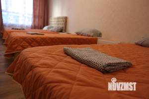 2-к квартира, посуточно, 48м2, 1/1 этаж