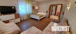 2-к квартира, посуточно, 80м2, 1/1 этаж