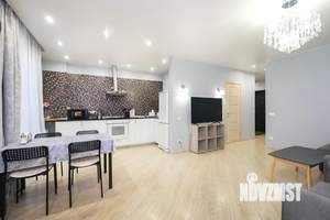 Студия квартира, посуточно, 40м2, 8/15 этаж