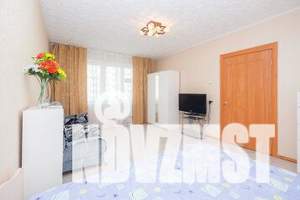 1-к квартира, посуточно, 45м2, 4/8 этаж