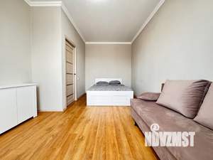 1-к квартира, посуточно, 37м2, 4/17 этаж