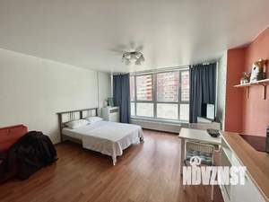 Студия квартира, посуточно, 35м2, 3/17 этаж