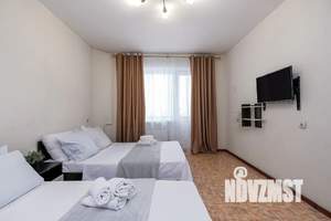 1-к квартира, посуточно, 42м2, 3/10 этаж