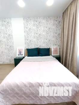 1-к квартира, посуточно, 32м2, 1/9 этаж