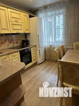 3-к квартира, посуточно, 62м2, 6/10 этаж