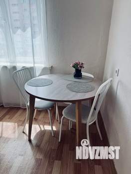 1-к квартира, посуточно, 37м2, 3/10 этаж
