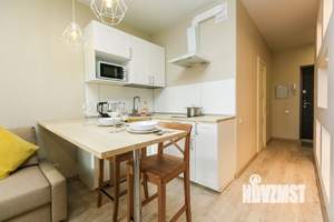 Студия квартира, посуточно, 40м2, 13/17 этаж