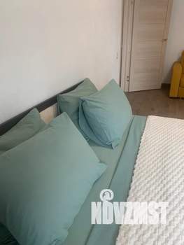 1-к квартира, посуточно, 37м2, 7/16 этаж