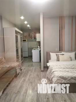 Студия квартира, посуточно, 28м2, 13/19 этаж