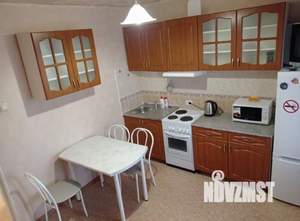 1-к квартира, посуточно, 40м2, 1/1 этаж
