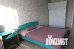 1-к квартира, посуточно, 48м2, 18/21 этаж
