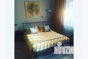 1-к квартира, посуточно, 40м2, 1/10 этаж