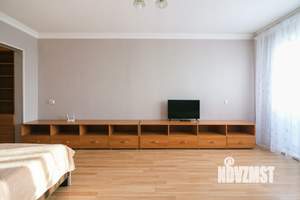 Студия квартира, посуточно, 35м2, 14/14 этаж