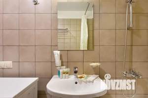 2-к квартира, посуточно, 38м2, -1/8 этаж