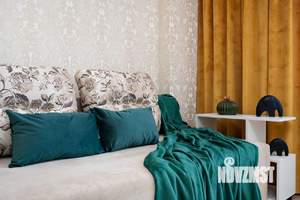 1-к квартира, посуточно, 42м2, 3/25 этаж