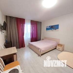 Студия квартира, посуточно, 30м2, 21/25 этаж