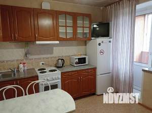 1-к квартира, посуточно, 42м2, 7/9 этаж
