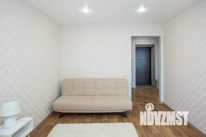 2-к квартира, посуточно, 42м2, 10/10 этаж