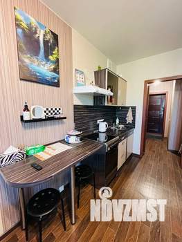 Студия квартира, посуточно, 33м2, 6/17 этаж