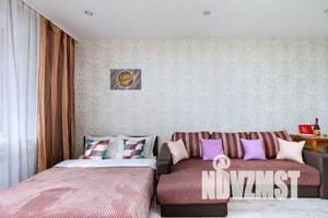 1-к квартира, посуточно, 35м2, 2/25 этаж