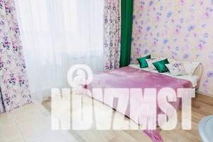 1-к квартира, посуточно, 35м2, 12/25 этаж