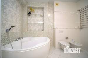 4-к квартира, на длительный срок, 127м2, 7/9 этаж