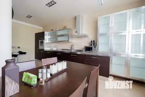 3-к квартира, на длительный срок, 150м2, 7/10 этаж