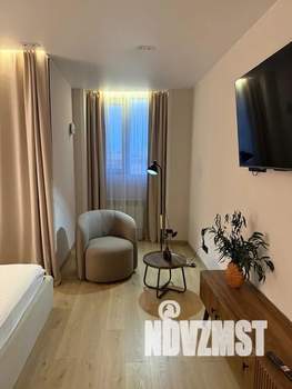 Студия квартира, посуточно, 40м2, 14/25 этаж