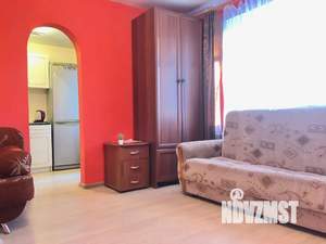 1-к квартира, посуточно, 32м2, 6/10 этаж
