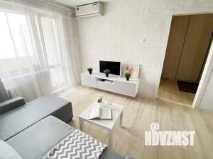 1-к квартира, посуточно, 42м2, 1/1 этаж