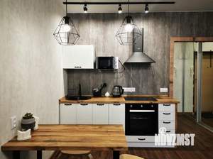 Студия квартира, посуточно, 35м2, 10/25 этаж