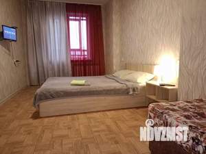 1-к квартира, посуточно, 43м2, 1/1 этаж