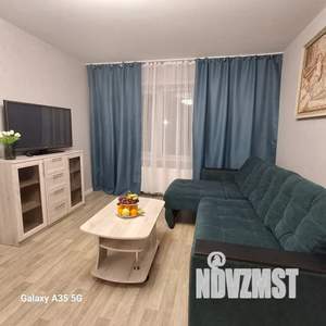 1-к квартира, посуточно, 41м2, 1/12 этаж