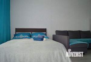 1-к квартира, посуточно, 35м2, 8/25 этаж