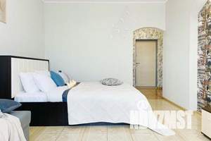 1-к квартира, посуточно, 42м2, 20/25 этаж