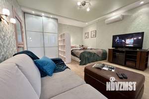 1-к квартира, посуточно, 40м2, 7/18 этаж