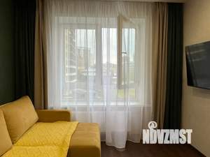 1-к квартира, посуточно, 40м2, 3/25 этаж