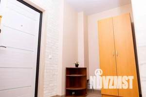 2-к квартира, посуточно, 38м2, 1/16 этаж