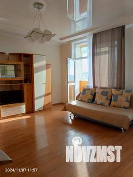 Студия квартира, посуточно, 50м2, 12/13 этаж