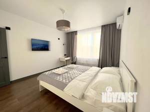 1-к квартира, посуточно, 40м2, 2/25 этаж