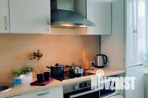 1-к квартира, посуточно, 40м2, 8/12 этаж